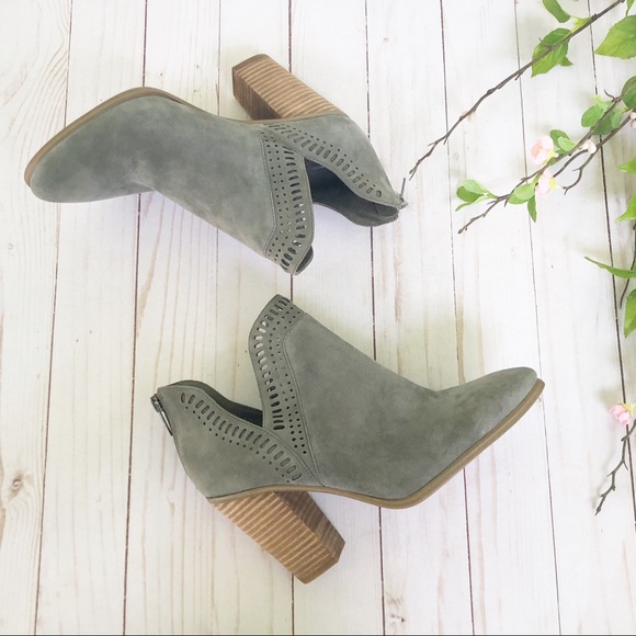 Vince Camuto Shoes - Vince Camuto Gray Fileana Boots Size 8.5